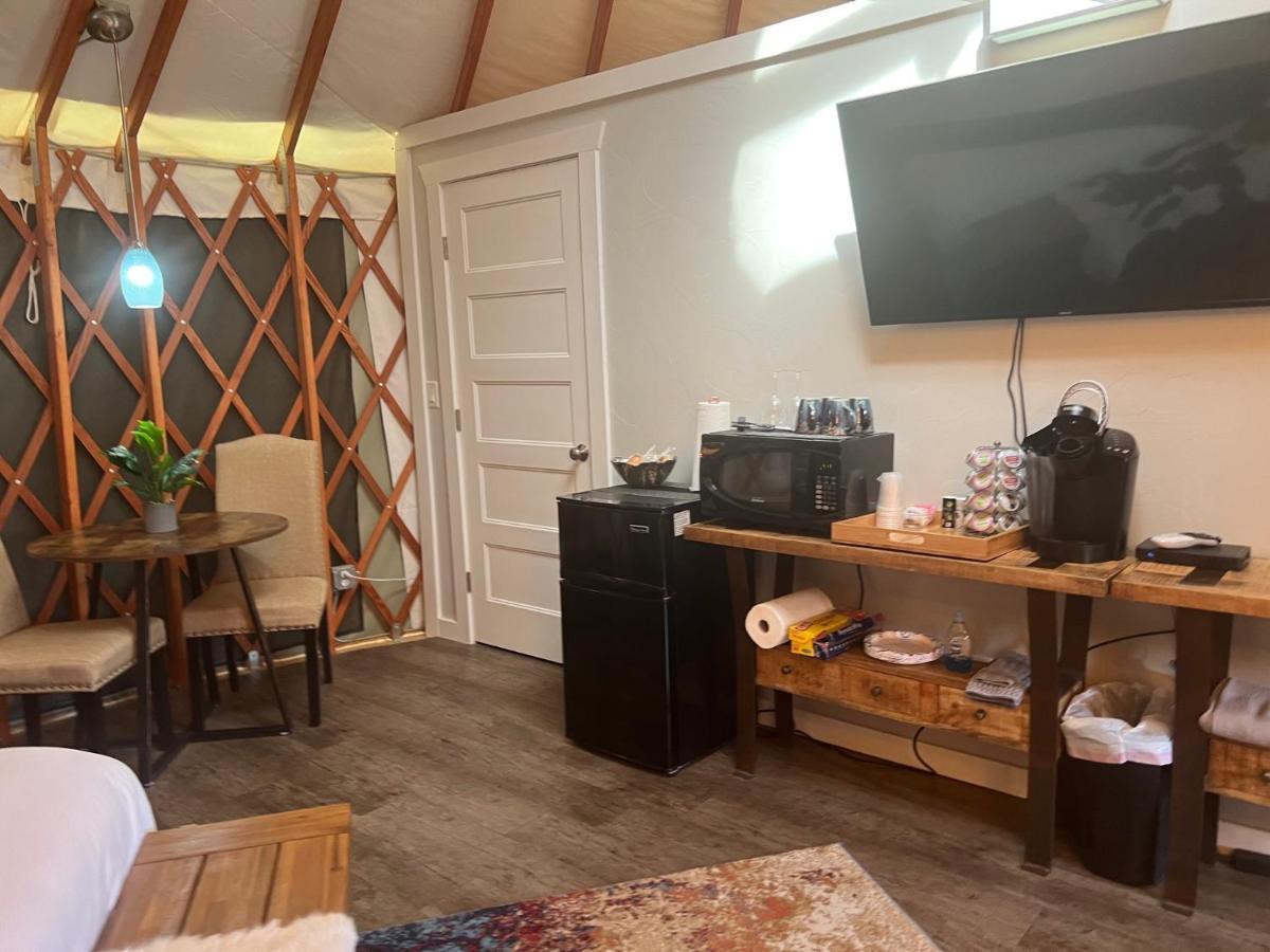 Escalante Yurts - Luxury Lodging Dış mekan fotoğraf
