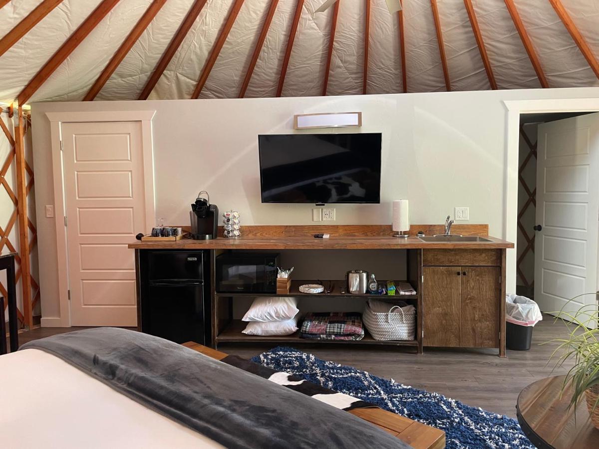 Escalante Yurts - Luxury Lodging Dış mekan fotoğraf