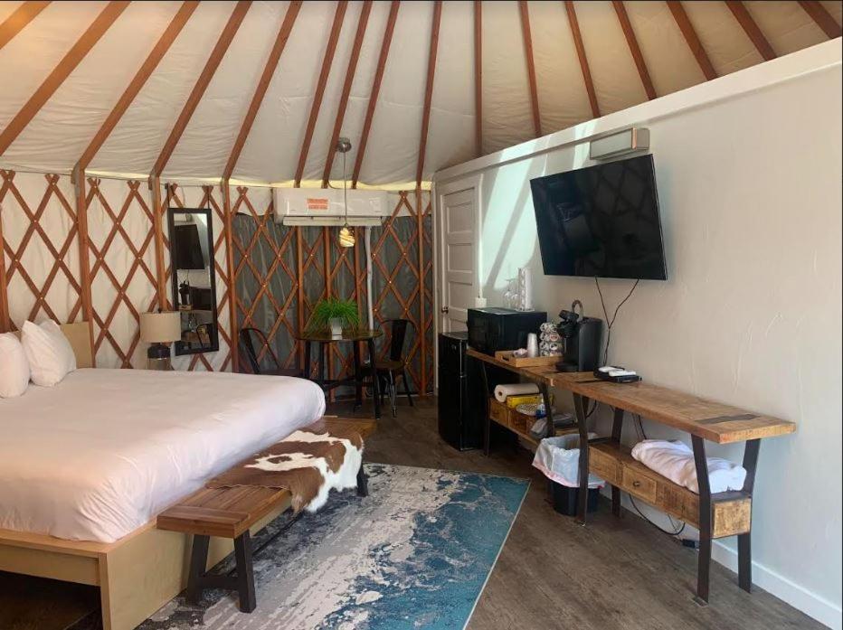 Escalante Yurts - Luxury Lodging Dış mekan fotoğraf
