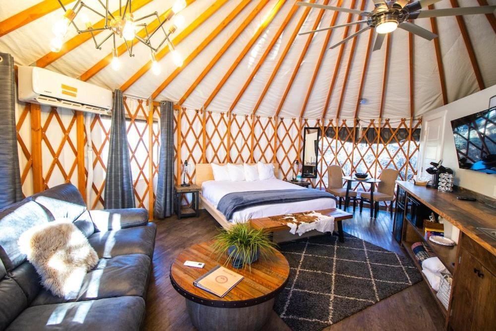Escalante Yurts - Luxury Lodging Dış mekan fotoğraf